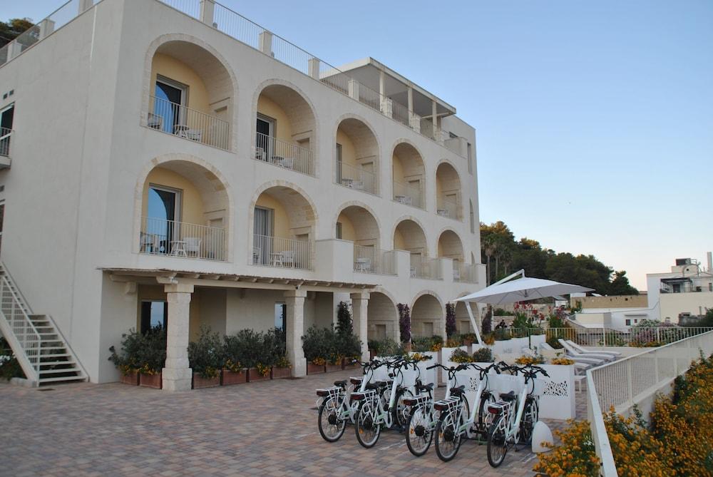 Est hotel Santa Cesarea Terme Buitenkant foto